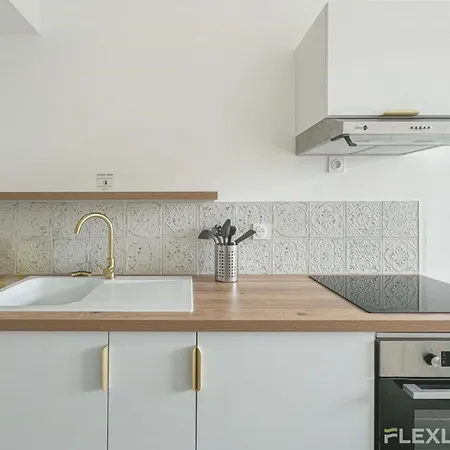 Flexliving - - Mouchez Nyaraló